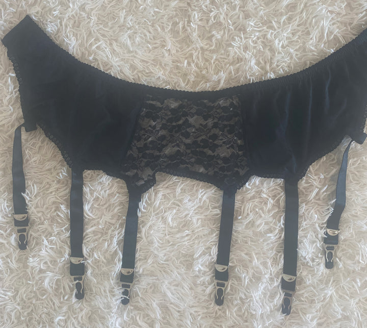 Hourglass 6 Metal Strap Garter Belt Hourglass 6 Metal Strap Garter Belt